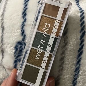 Wet n Wild Color Icon Eyeshadow Palette - Green and Gold Glam